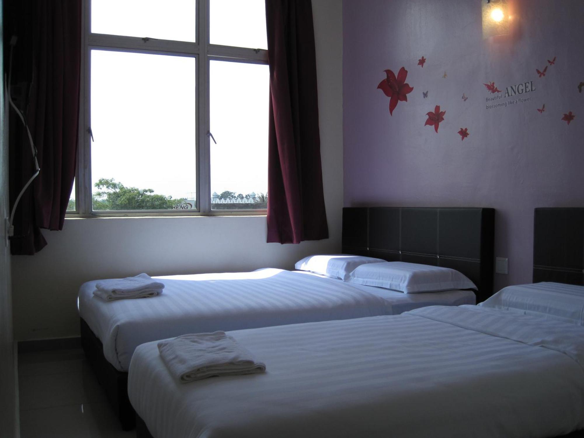 Max Inn Hotel Parit Raja Zimmer foto